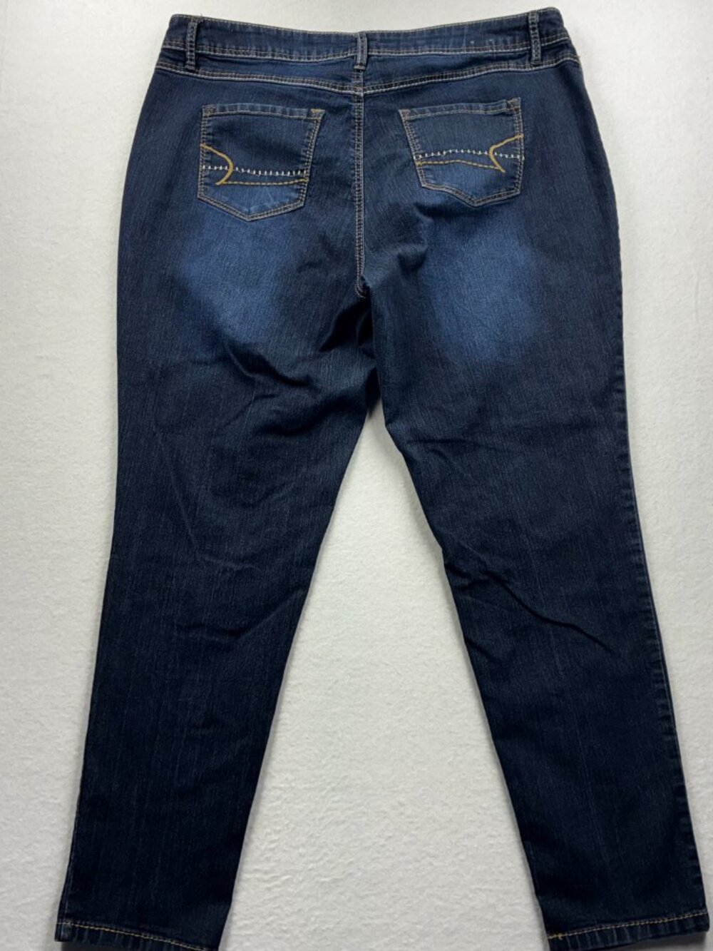 3For$20 Avenue Denim Dark Wash Jeggins size 22/24 - Picture 2 of 5